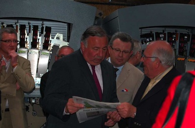 Gérard Larcher President du Senat à l'imprimerie-Corlet en normandie